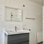 Apartment Homely 1